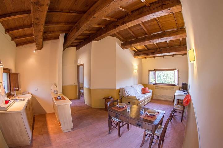 Holiday apartment for 3 people, with hot tub and garden - 1