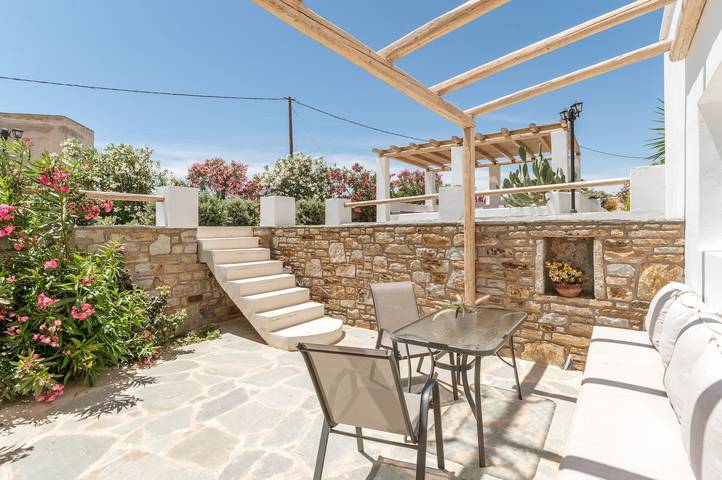 Ferienhaus für 6 Personen, mit Balkon und Garten sowie Kinderpool auf Naxos - 2
