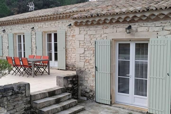 Location de vacances pour 8 personnes, animaux acceptés à Chantemerle-lès-Grignan