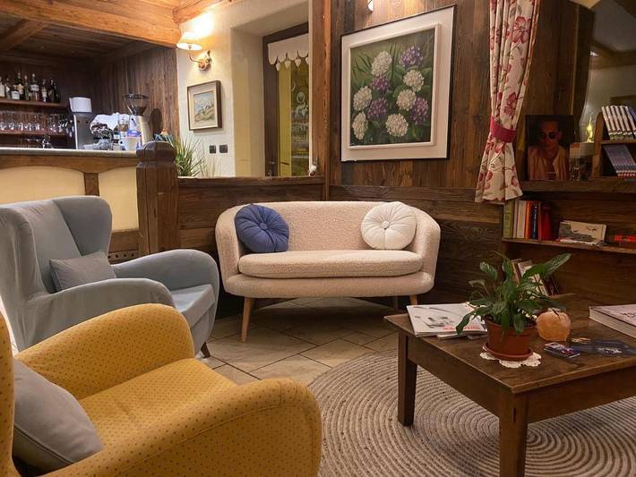 Maison d’hôte pour 2 personnes, avec piscine et jardin ainsi que sauna et vue, animaux acceptés dans Vallée d'Aoste - 4