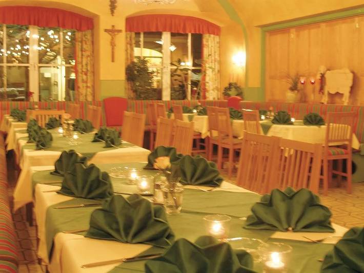 Familienzimmer mit 2 Bäder in Golling an der Salzach, Tennengau