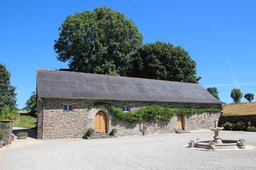 Gîte pour 6 personnes, avec jardin et terrasse dans Bon Repos sur Blavet