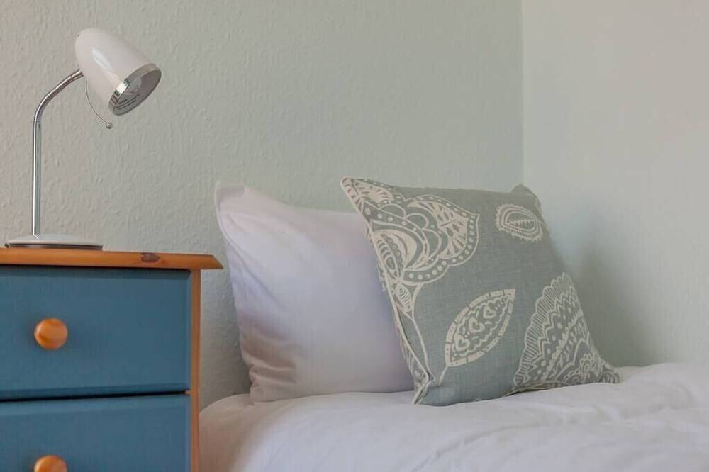 Entire apartment, Pilgrim's Lookout Whitstable Holiday Home! in Whitstable, Kent