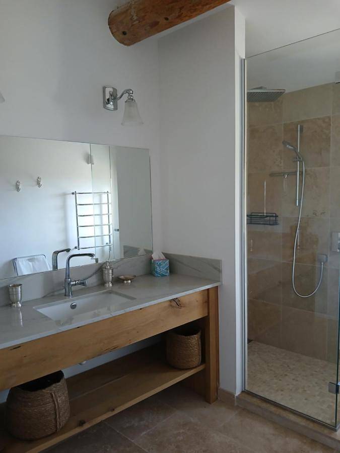 Location de vacances pour 17 personnes, avec piscine ainsi que vue et sauna à Redortiers - 2