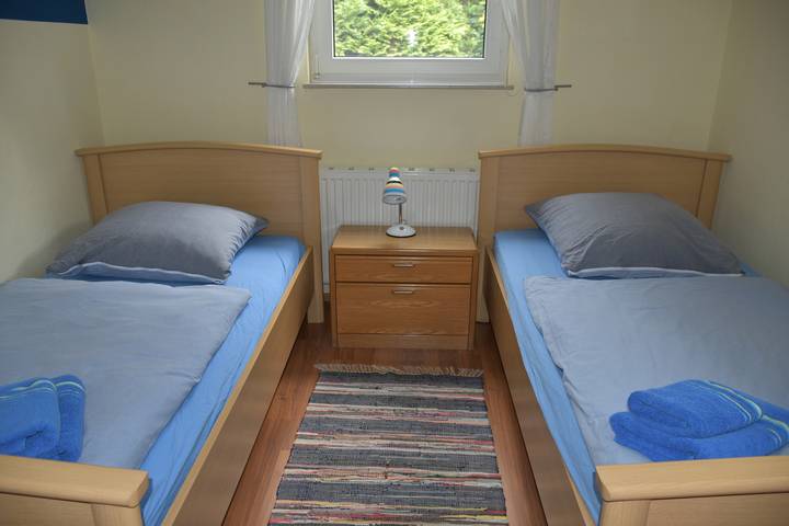 Ferienwohnung für 4 Personen, mit Garten und Terrasse in Unterweser - 3