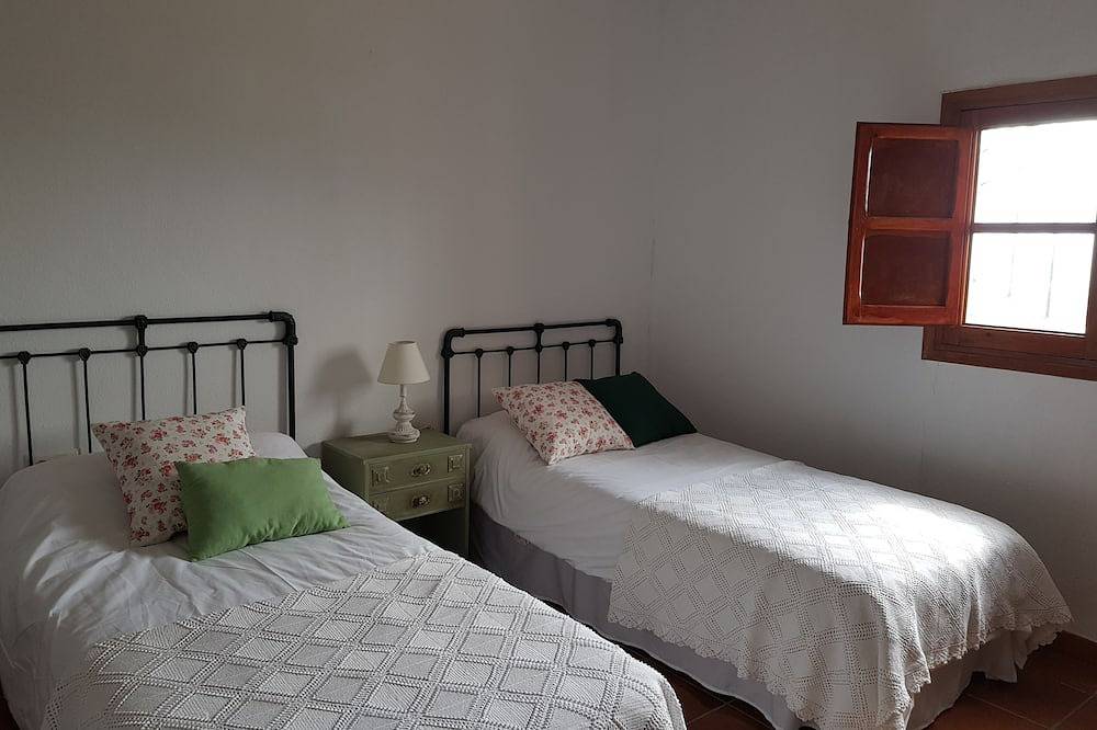 Country house at the foot of the greenway in Muro de Alcoy, Alicante l'intérieur des terres