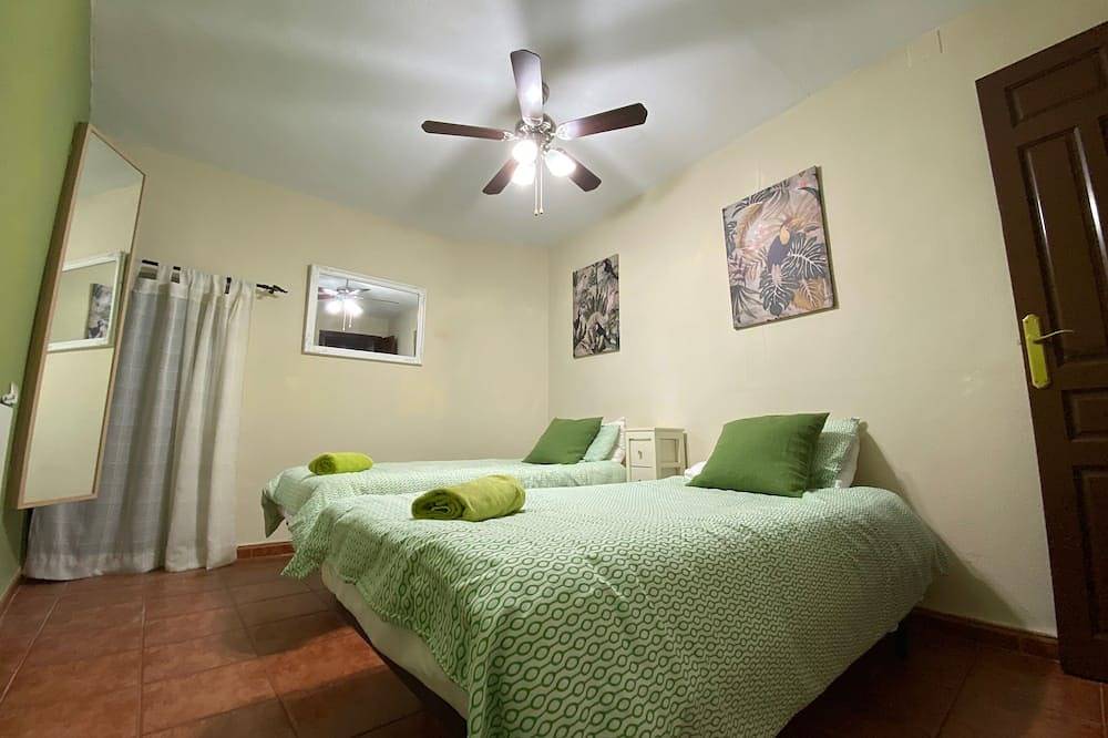 Entire 4 Bedroom house in Caravaca Old Town with fabulous roof terrace in Caravaca de la Cruz, Interior de Murcia