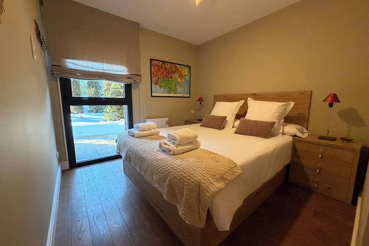 Holiday apartment for 6 people, with pool and garden as well as hot tub - 1