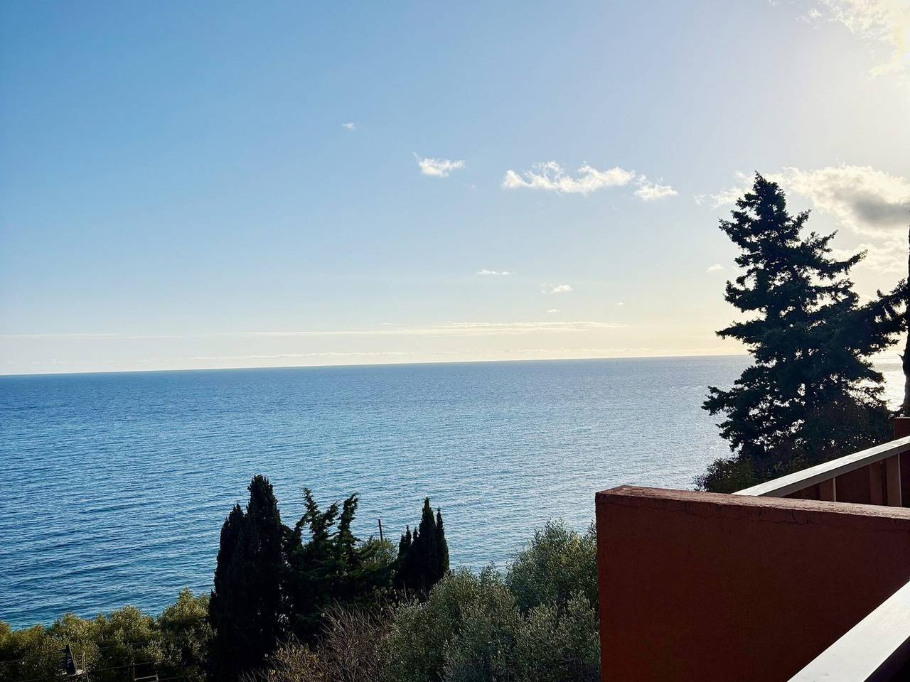 Ganze Wohnung, Apartment für 8 Pers. mit Meerblick und Wlan in Roquebrune-Cap-Martin in Roquebrune-Cap-Martin, Nizza und Umgebung