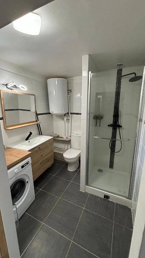 Appartement entier, Bel appartement cœur de village in Saint-André-de-Sangonis, Région de Lodève
