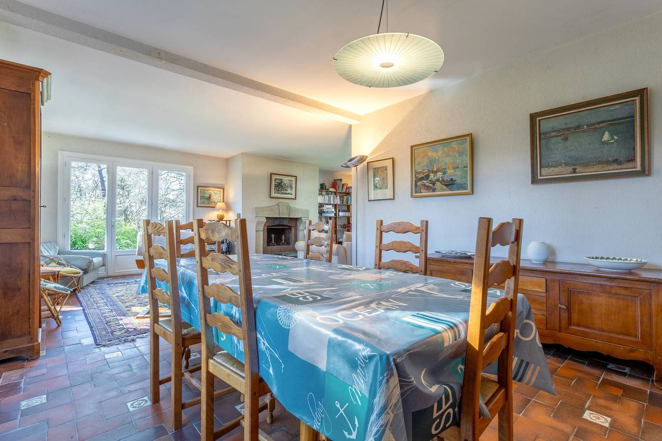 Holiday Home 'Grande Maison Familiale' with Private Terrace and Private Garden in Douarnenez, Iroise