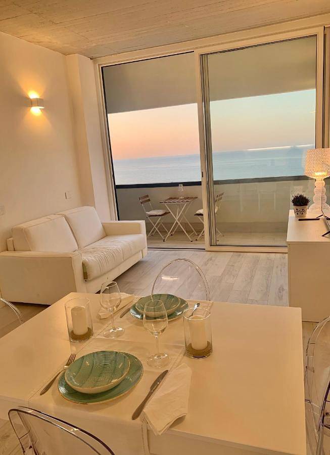 Ganze Wohnung, Splendido appartamento fronte mare in Lido La Perla, Termoli