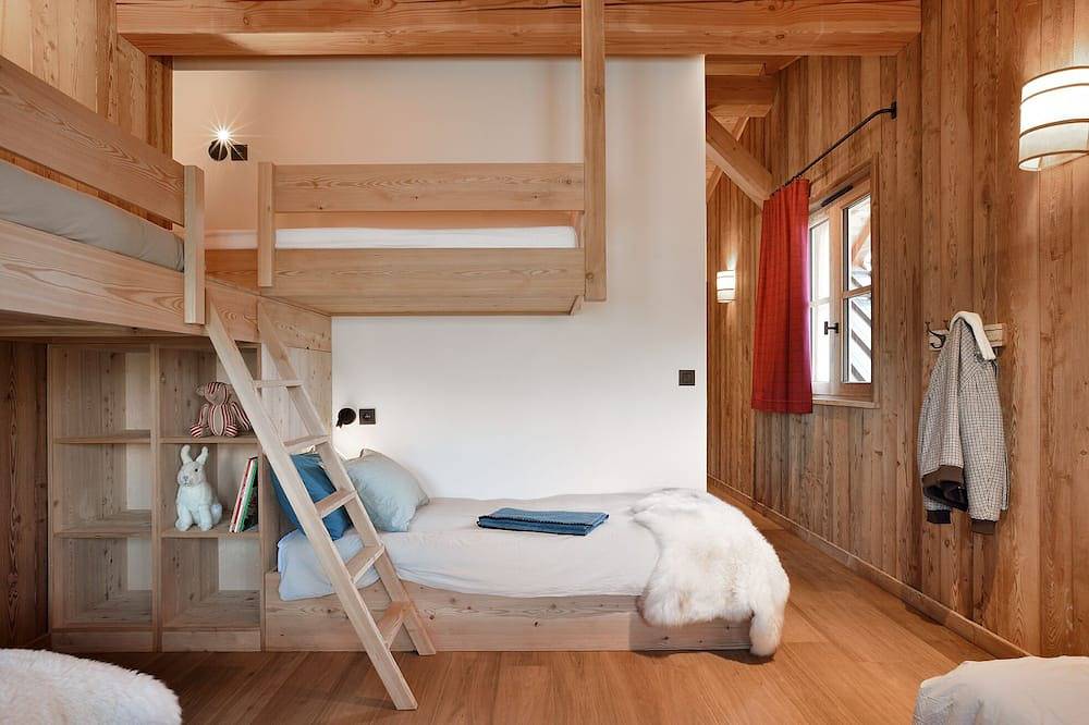 Valmarelie chalet 300m2 luxury and charm 5* At The Foot Of The Slopes 15 People in Villard-Reculas, Parc national des Écrins