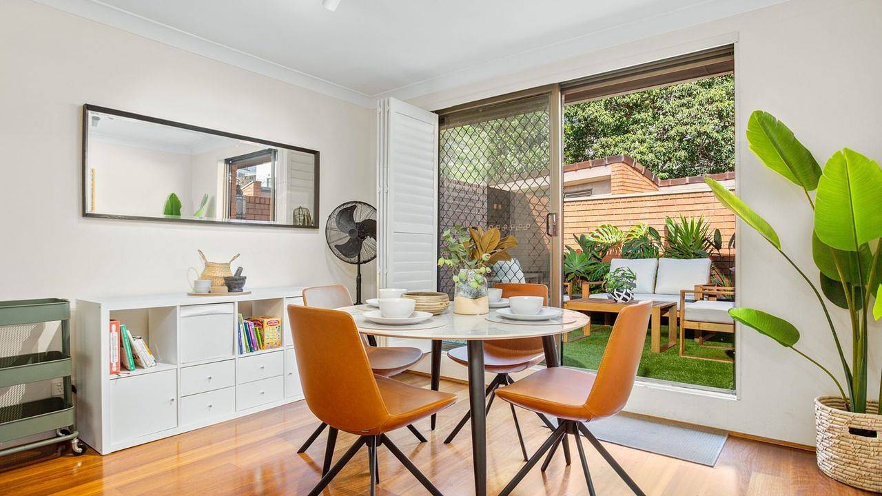 Entire holiday apartment, Ferienwohnung für 4 Personen (2 m²) in Chippendale in Sydney, New South Wales