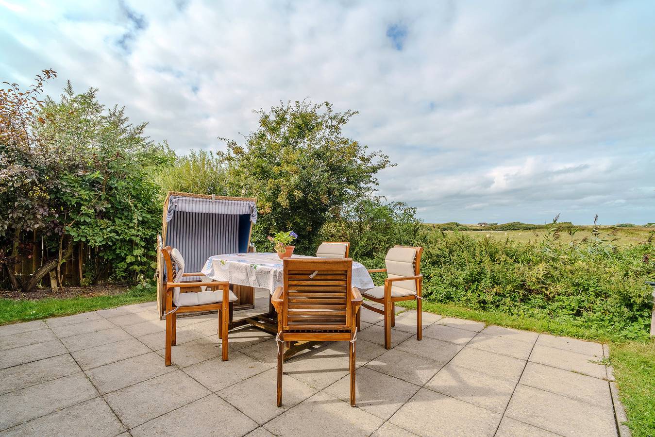 Ganze Wohnung, Ferienwohnung 'Nis Randers' mit privater Terrasse, privatem Garten und Wi-Fi in Pellworm, Nordfriesland