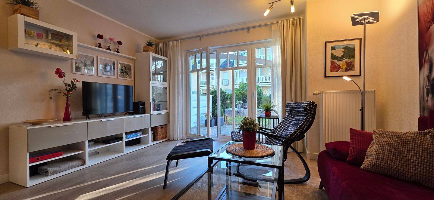 Ganze Wohnung, Strandnahe 2-Zimmer-Wohnung im Erdgeschoss mit Wlan in Graal-Müritz, Rostock und Umgebung