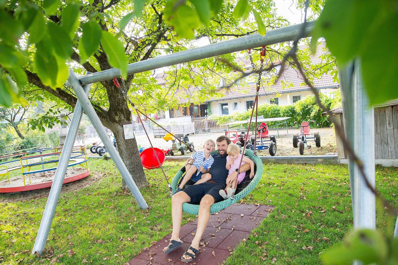 Ganze Ferienwohnung, Ferienhof Egger - In Egg, 50qm, 1 Schlafzimmer, max. 2 Personen in Tettnang, Region Bodensee-Oberschwaben