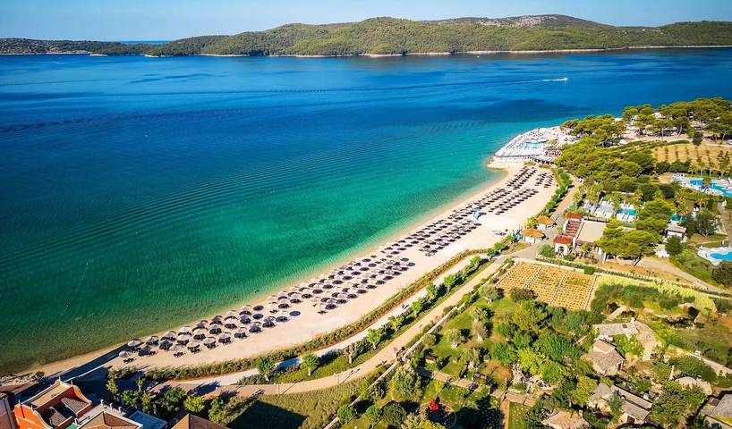 Camping pour 6 personnes, avec piscine ainsi que terrasse et sauna, animaux acceptés en Dalmatie - 3