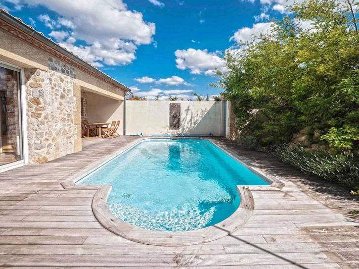 Villa pour 6 personnes, avec jardin ainsi que vue et piscine, animaux acceptés