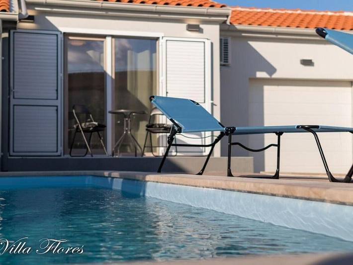 Villa pour 4 personnes, avec Jardin et Piscine à Kavran - 4
