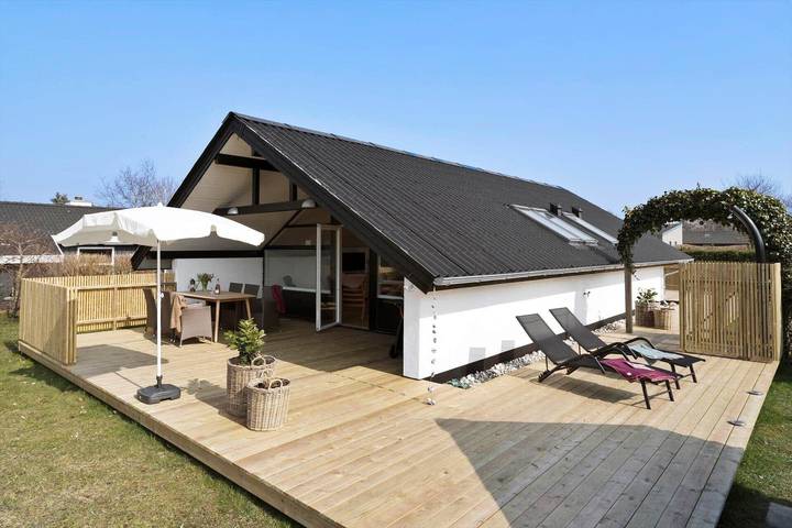 Feriehus for 6 personer, med terrasse, husdyr tilladt - 1