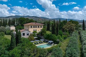 Villa pour 6 personnes, avec piscine et vue, animaux acceptés à Vinci