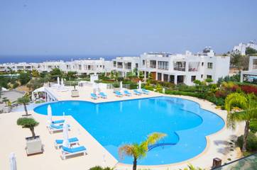 Ferienwohnung für 6 Personen, mit Ausblick und Balkon/Terrasse sowie Meerblick in Nordzypern