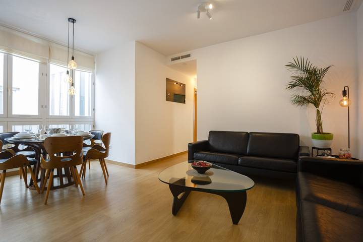 Ferienwohnung für 5 Personen, mit Whirlpool und Terrasse in Cádiz - 4