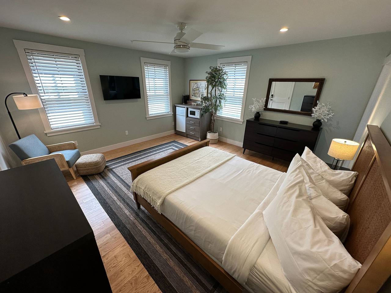 Ganze Wohnung, Beautiful 1 Bed/ 1 Bath/ Parking Downtown Newport in Newport, Newport County