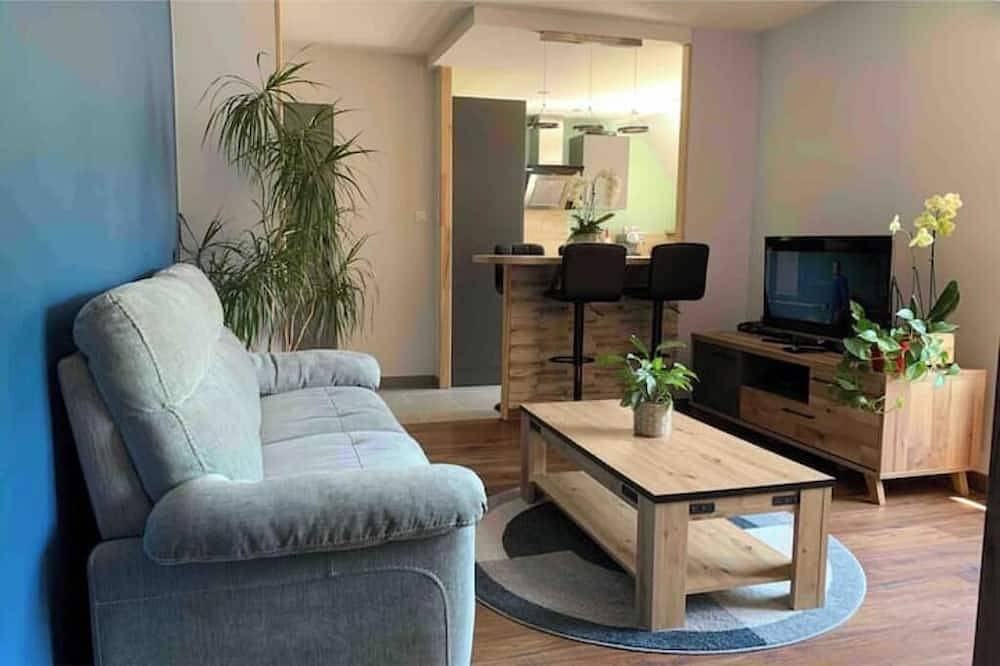 Entire apartment, Chez Mathias bright apartment ~ private garage in Kaysersberg, Parc naturel régional des Ballons des Vosges