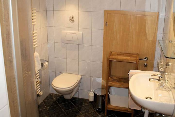 Chambre d’hôte pour 8 personnes, avec jardin à Brand - 3