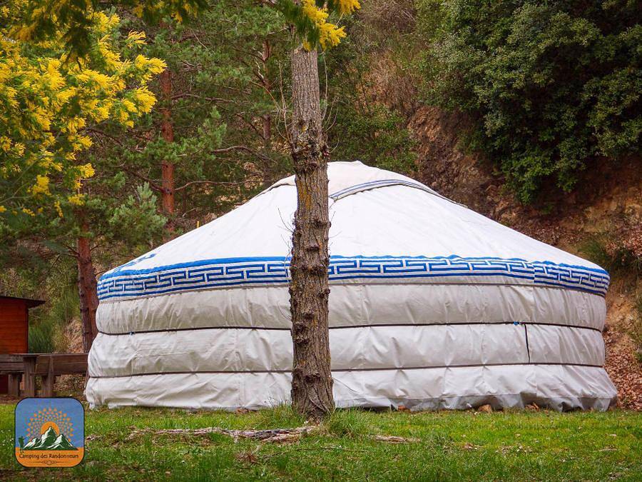 Camping Des Randonneurs - Hébergement 4 personnes - sans sanitaires in Fenouillet, Parc naturel régional Corbières-Fenouillèdes
