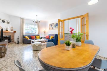 Vakantiehuis voor 8 Personen in Benamocarra, Costa del Sol, Afbeelding 1