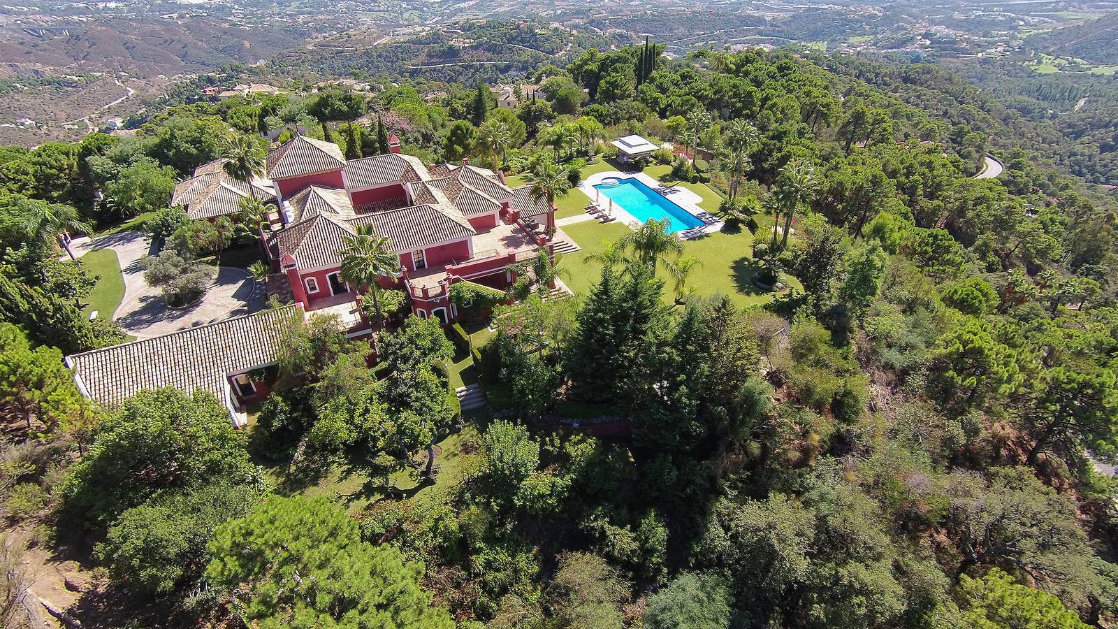 Villa Mirador in El Madronal, Benahavís