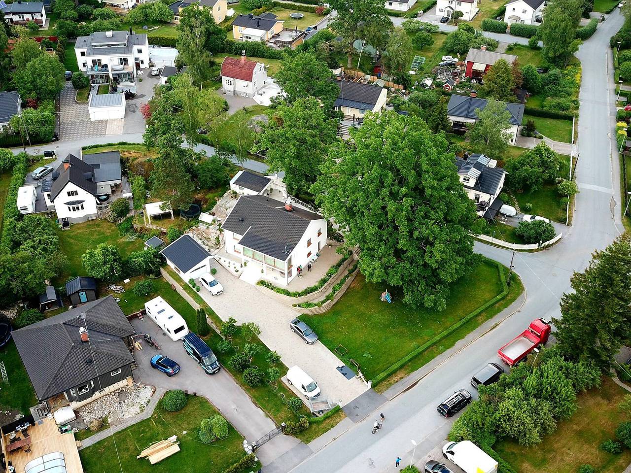 Ganze Wohnung, Separate Wohnung in attraktiver Villa in Huddinge, Schwedische Ostsee