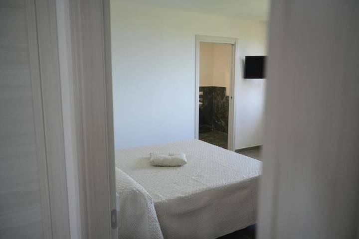 B&b per 2 persone, con Idromassaggio e Terrazza nonché Giardino e Panorama a Trecase
