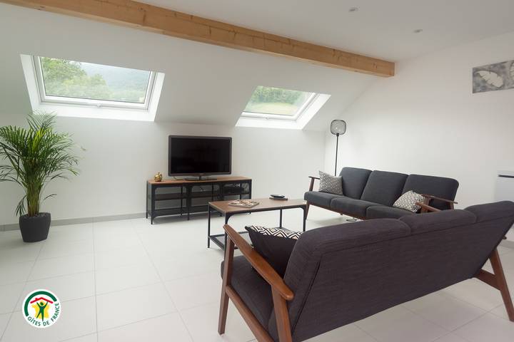 Gîte pour 2 personnes, avec jardin à Theys - 4