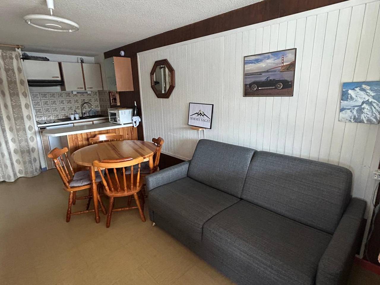 Studio entier, Studio cosy 4 pers au centre, Wifi, balcon sud in Super Besse, Besse-et-Saint-Anastaise