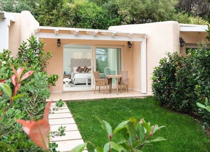 Hotel für 4 Personen, mit Balkon und Terrasse sowie Garten und Pool