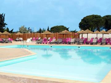 Station pour 4 personnes, avec piscine et terrasse à Saint-Nazaire (Pyrénées-Orientales)