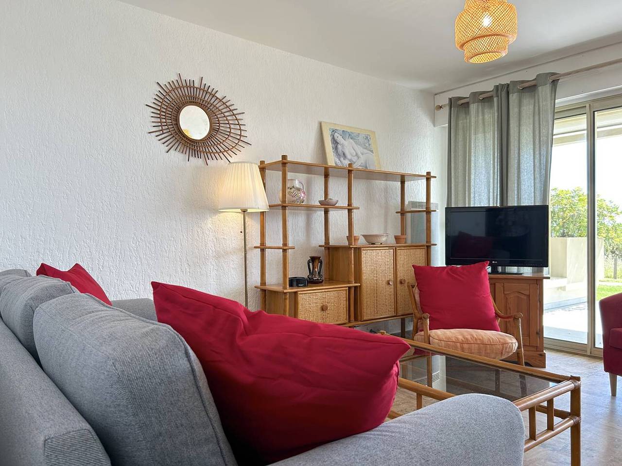 Entire apartment, 3-room apartment for 4 people with parking in Le Lavandou in Le Lavandou, Parc national Port-Cros