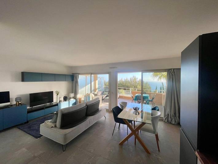 Apartamento de vacaciones para 4 personas, con vistas además de piscina y terraza - 1