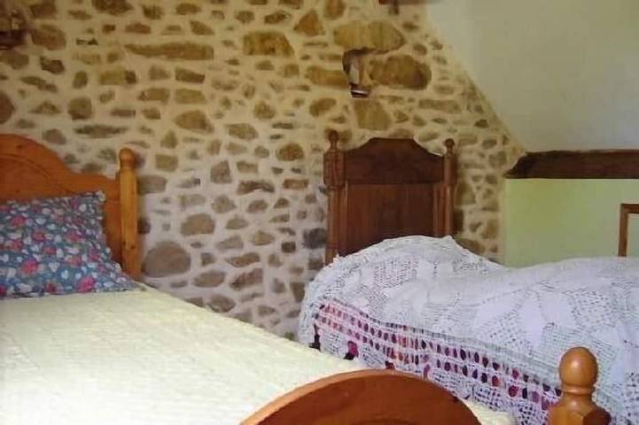 Location de vacances pour 6 personnes, avec jardin et balcon à Saint-Germain-des-Vaux - 3