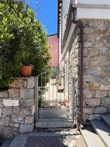 Gîte pour 4 personnes, avec jardin et vue à Ulassai