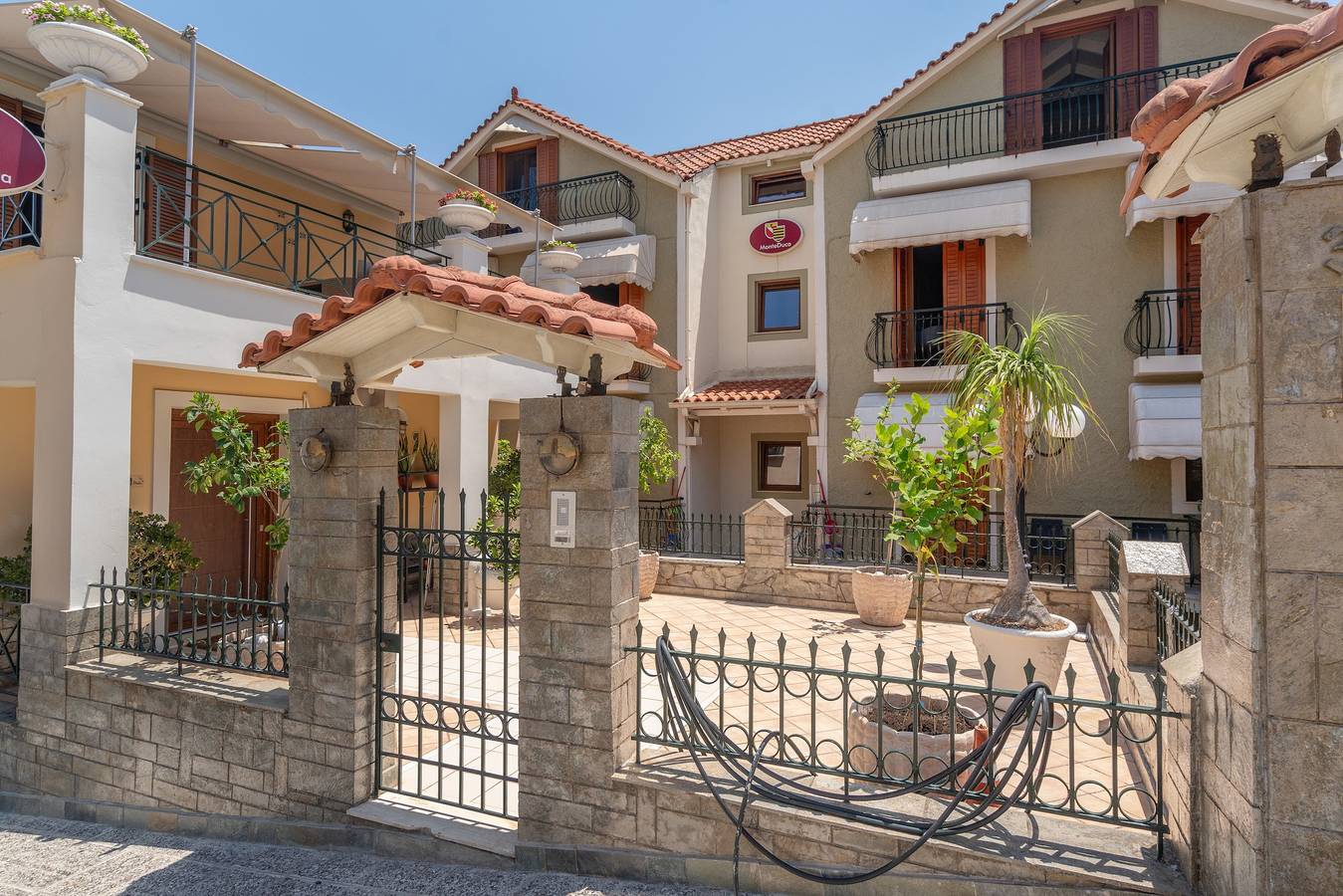 Ganzes Studio, Studio 'Sami' mit Wi-Fi und Klimaanlage in Argostoli, Kefalonia