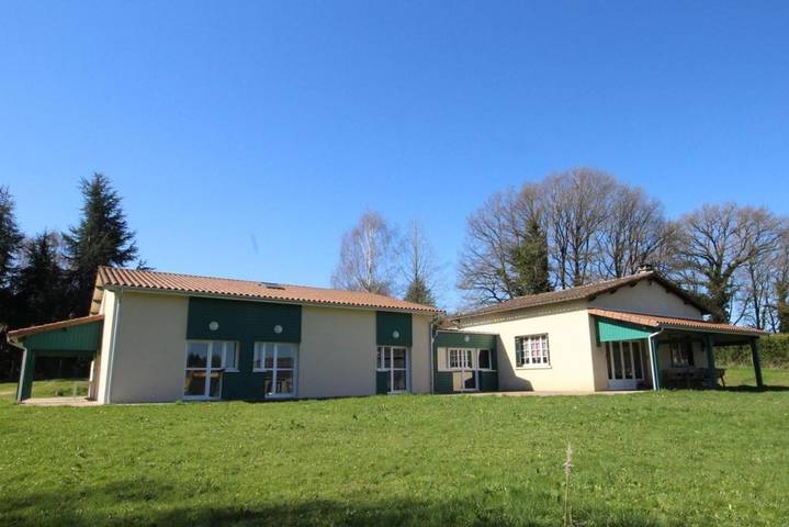Maison de vacances pour 20 personnes, avec jardin