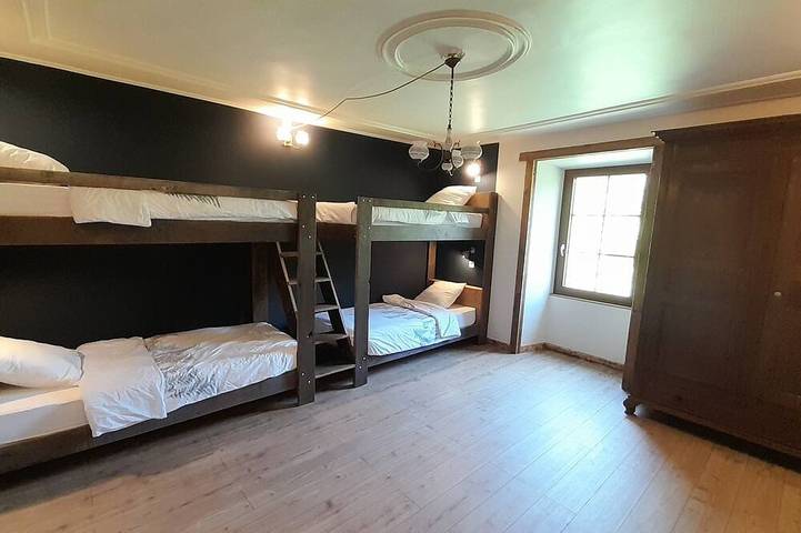 Location de vacances pour 8 personnes, avec balcon à Mercury - 2