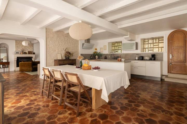 Location de vacances pour 6 personnes, avec piscine et jardin, adapté aux familles à Marsais - 2