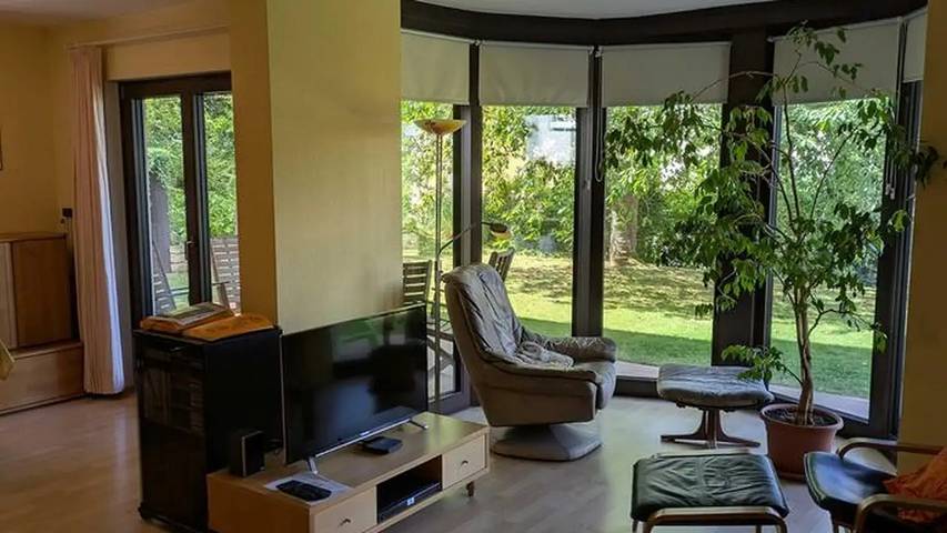 Gîte pour 3 personnes, avec jardin à Konz