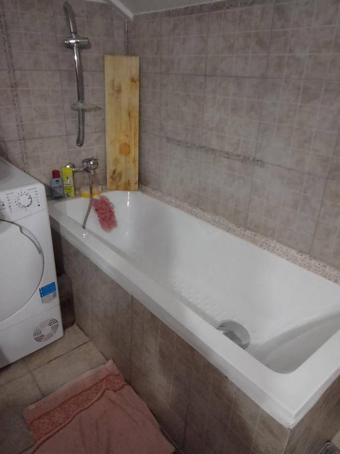 Gîte pour 5 personnes, avec piscine et jardin, animaux acceptés dans Giurgiu - 2